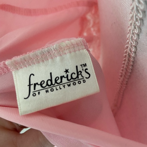 Pink satin lingerie sexy slip nightie fredericks of Hollywood Valentine’s Day - Picture 10 of 16